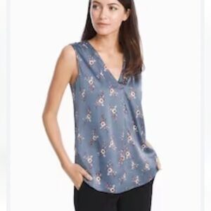 🎀 5/$20 🎀 White House Black Market Single Pleat Floral Shell Top size 12